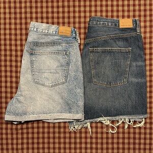 Set Of 2 Size 14 Woman’s AEO Distressed Denim Shorts